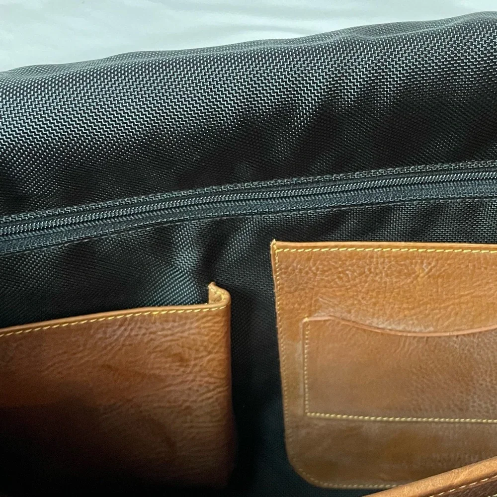Aston Leather Triple Compartment Briefcase Tan Removable Strap Expanding EUC